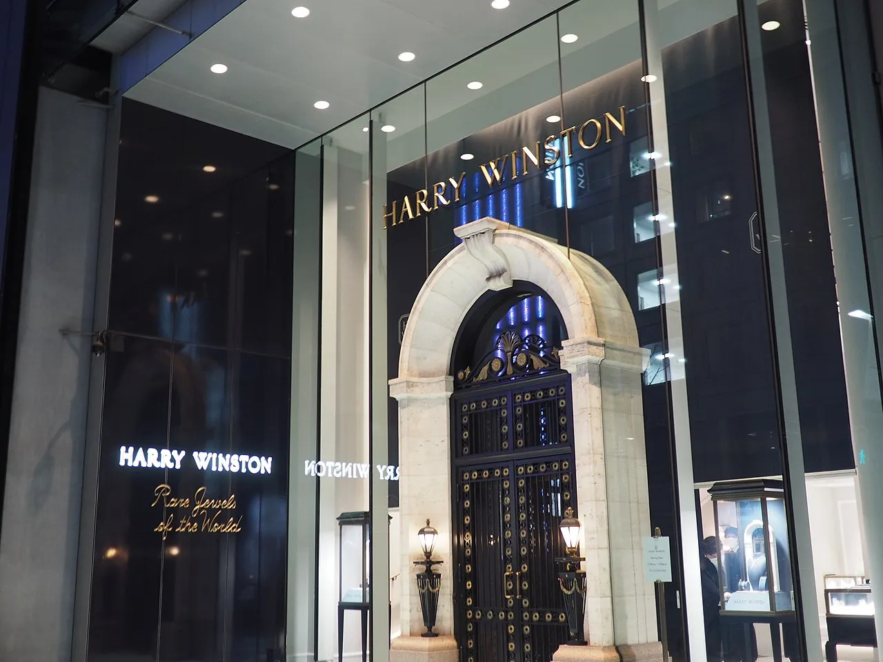 ハリー・ウィンストン 銀座店 - Image 1